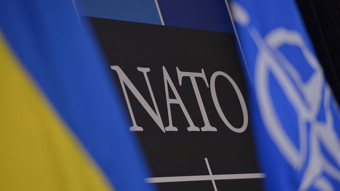 Украина подает заявку на вступление в НАТО