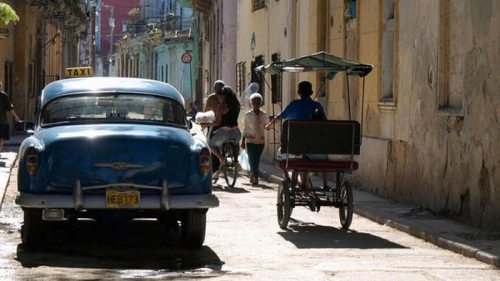 На Кубе прошел референдум о легализации однополых браков