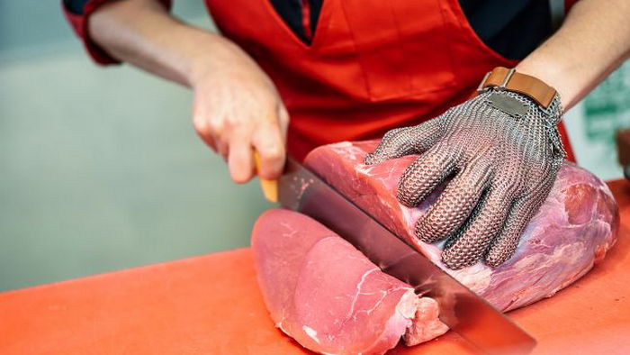Мясо упало в цене: сколько стоит свинина