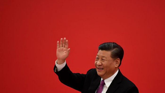 Си Цзиньпин еще на пять лет остался у власти Китая