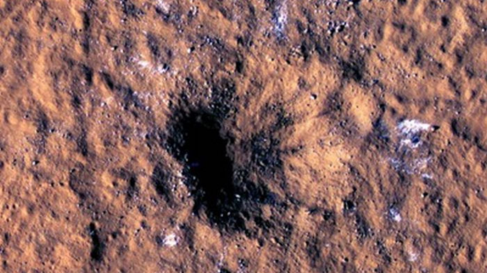 В Марс врезались два крупных метеорита (видео)