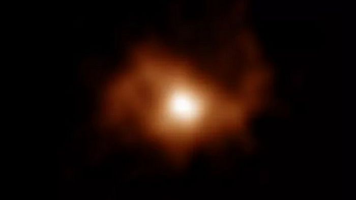 12,4 миллиарда лет. Ученые получили фото старейшей спиральной галактики во Вселенной