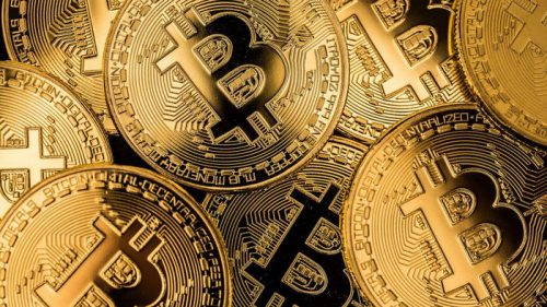 Курс Bitcoin обвалился до минимума за два года