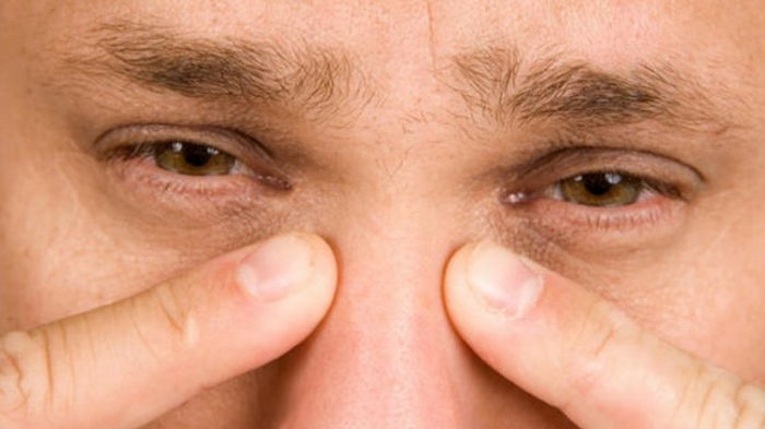 Хронически заложенный нос связан с изменениями в работе мозга, – ученые