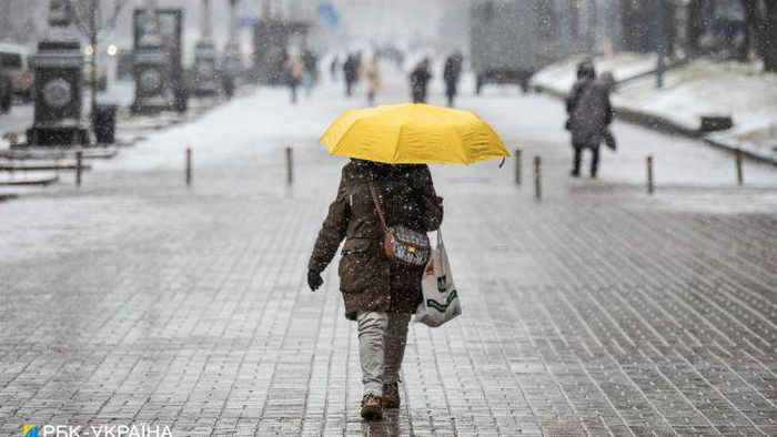 Сегодня в Украине ожидаются снег и дожди: синоптики назвали регионы