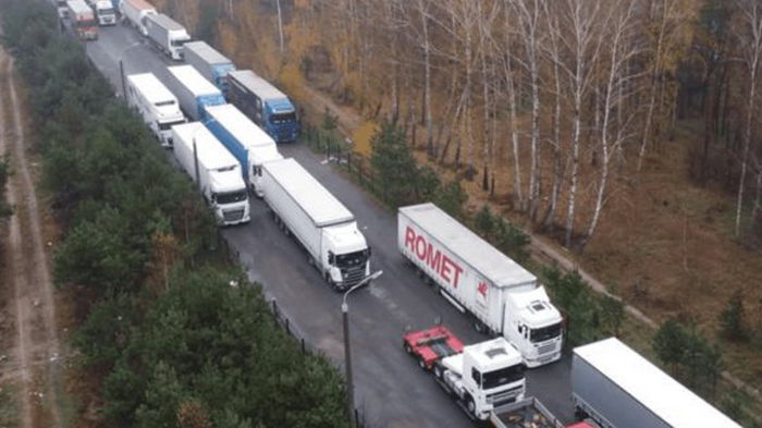 Украина отключила еЧергу на польской границе через неделю после запуска. Виноваты блекауты