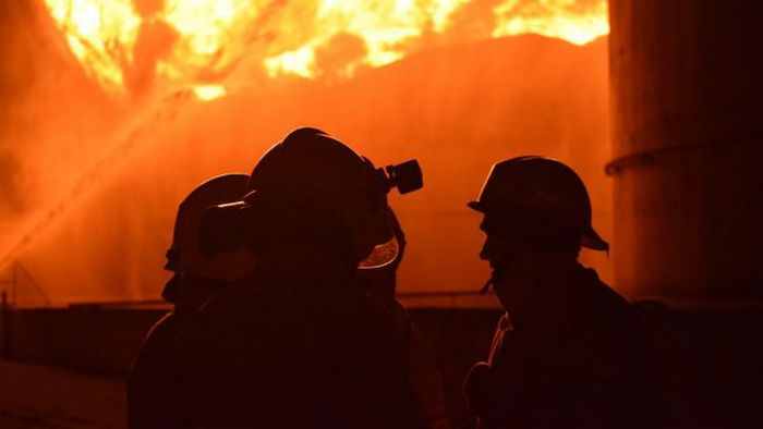 Во Львове произошел пожар в многоэтажке: 60 человек спасены, есть пострадавшие