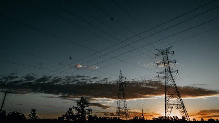 Укрэнерго начало ограничивать потребление электроэнергии даже ночью: вырос дефицит