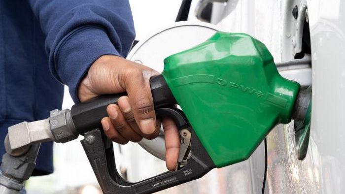 Цены на бензин, дизель и автогаз снижаются: сколько стоит топливо на АЗС