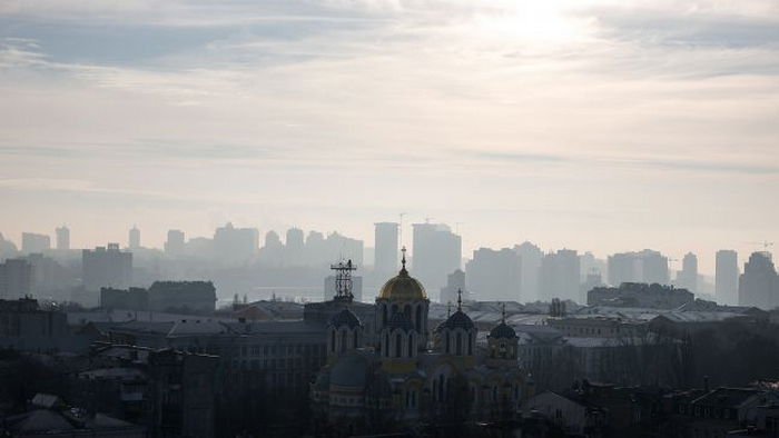 В Киеве и области снова туман: водителей просят быть бдительными
