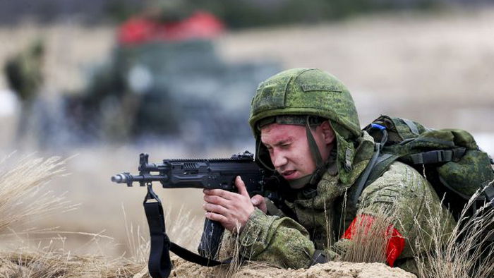 В Беларуси в очередной раз продлили военные учения