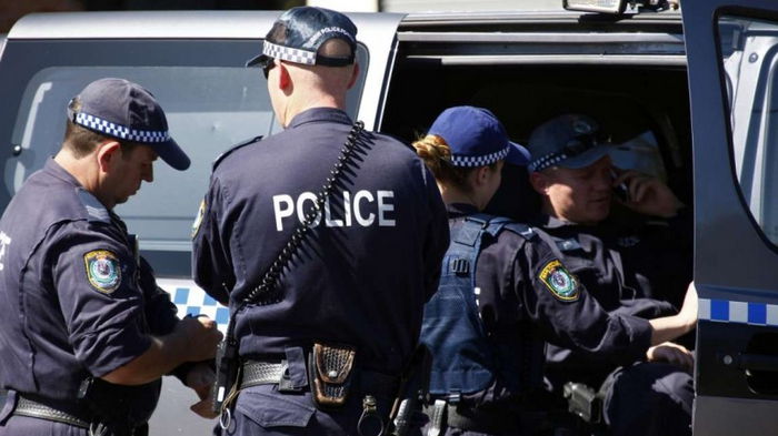 С полицией и вертолетом: в Австралии мужчину задержали из-за курительной трубки (фото)