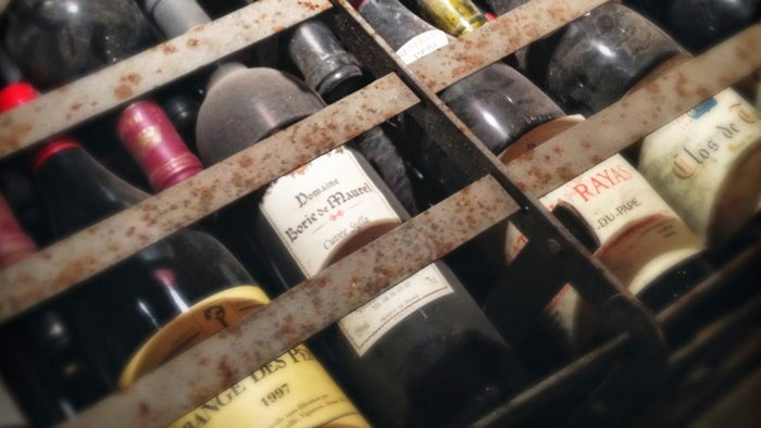 История происхождения и особенности винных бутылок