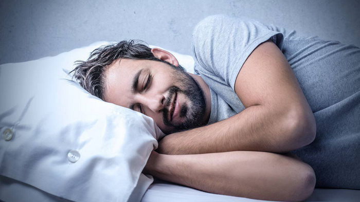 Ученые обнаружили, что количество нашего сна зависит от дневного света