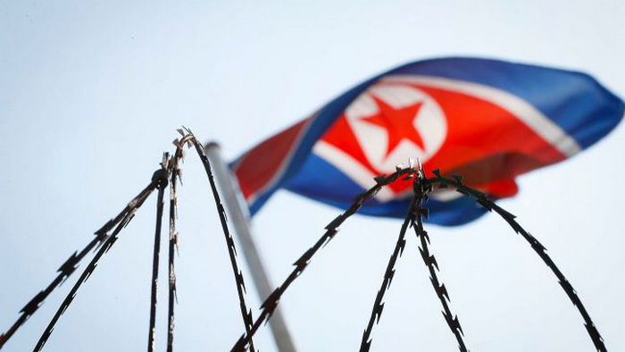 Катер КНДР пересек границу Южной Кореи, по нему открыли предупредительный огонь