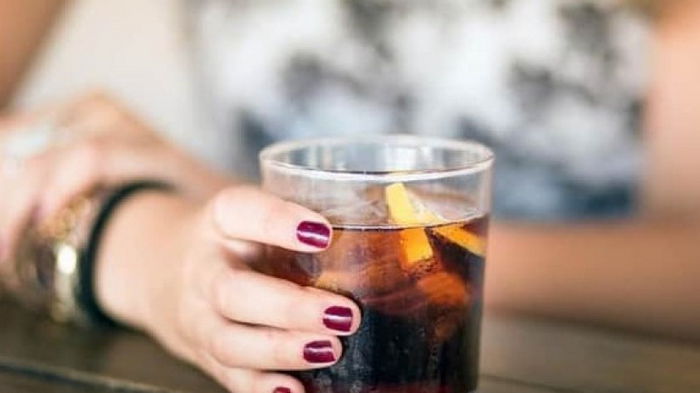45 негативных последствий. Ученые рассказали, какие напитки можно пить не более одного раза в неделю
