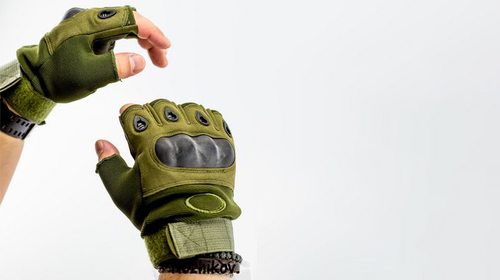 Кто носит тактические перчатки, как их выбрать и почему стоит покупать
