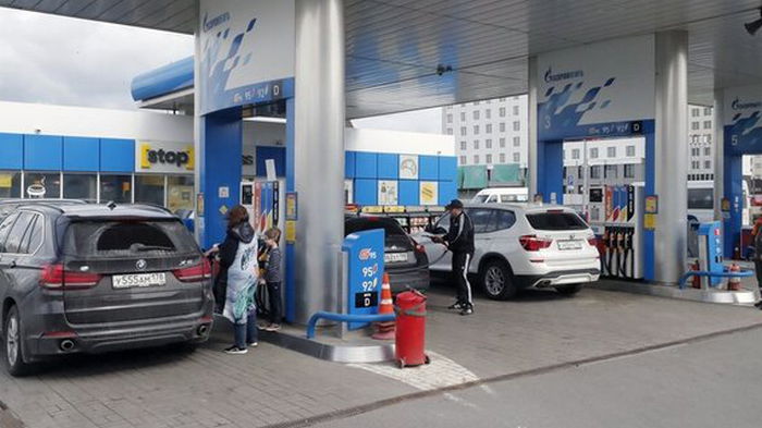 В России начали готовиться к дефициту бензина внутри страны