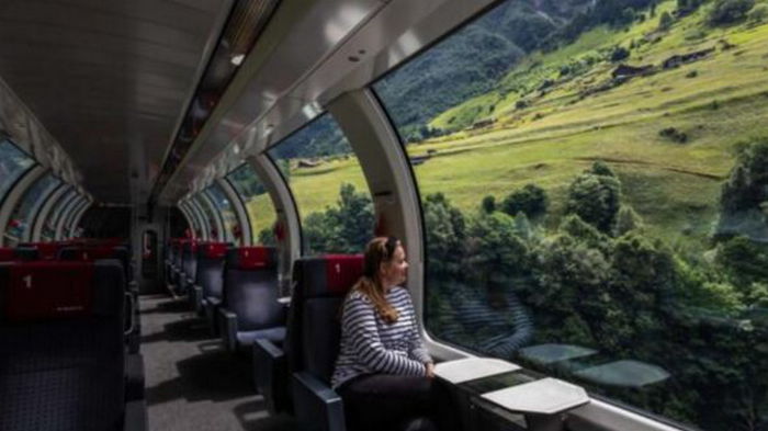 В Польше с июня запустят вагон поезда с панорамными окнами: сколько стоит билет