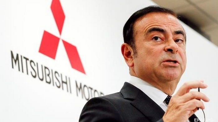 Экс-глава Nissan подал иск к компании на $1 млрд