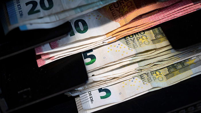 Евро поднялся выше 40 грн. Курс валют НБУ