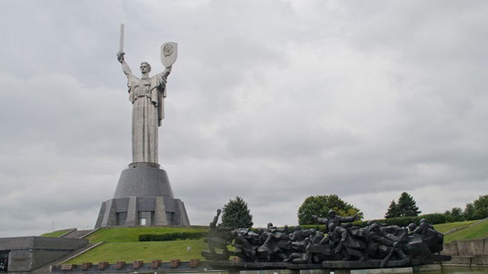 Монумент Родина-мать в Киеве хотят переименовать