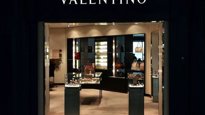 Владелец Gucci выкупит 30% акций Valentino за 1,7 млрд евро