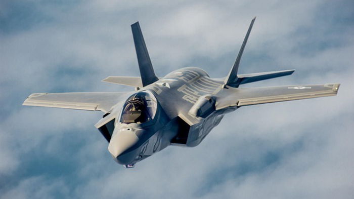В США граждан просят помочь найти пропавший истребитель F-35