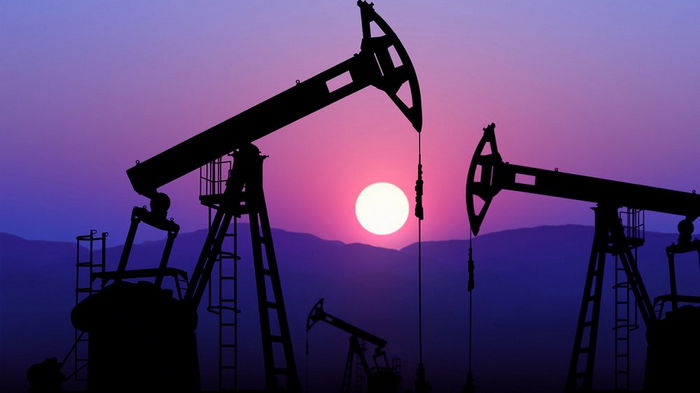 Цены на нефть упали на неопределенности спроса