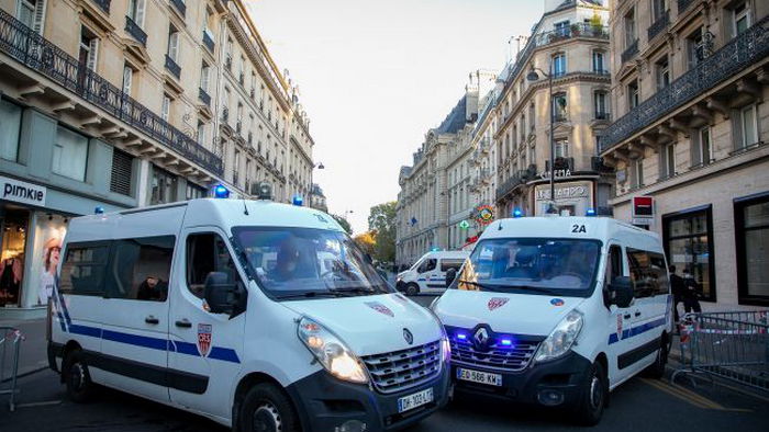 Применили водометы и газ: в Париже полиция разогнала митинг в поддержку палестинцев