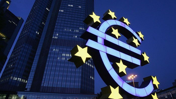 ЕЦБ не изменил учетную ставку впервые с июля 2022 года
