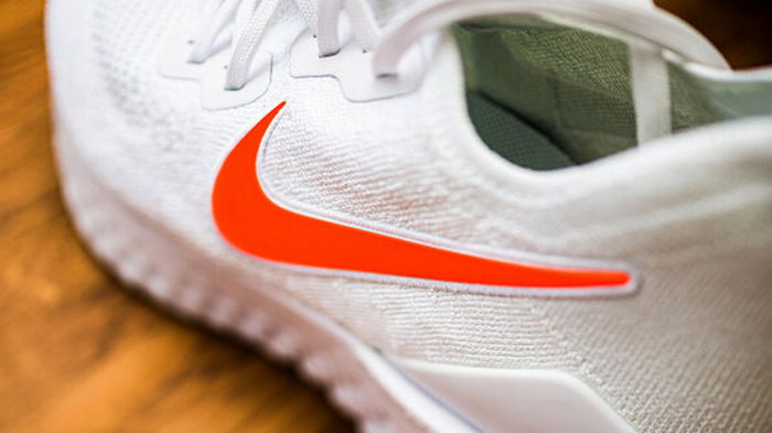 Nike обвинил Skechers и New Balance в краже технологий. Компания подала в суд