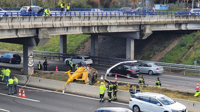 В Мадриде вертолет сбил авто и упал на трассу