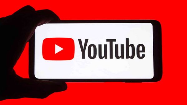 Google подтвердила, что намеренно замедляет YouTube, но не во все...