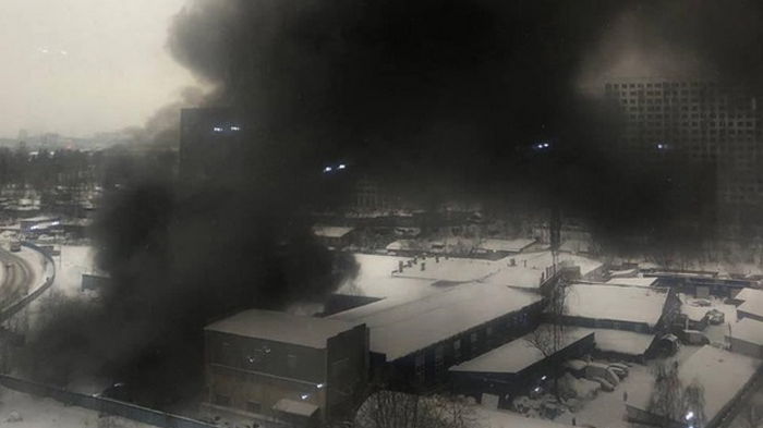 Под Москвой вспыхнул мощный пожар на складе