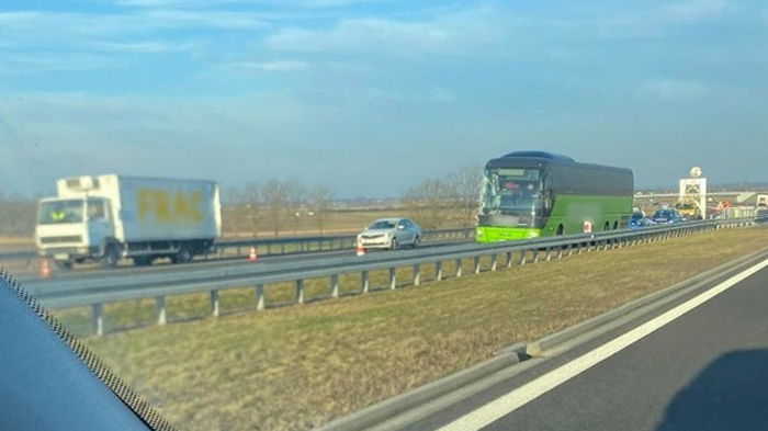 Украинский автобус попал в ДТП в Польше