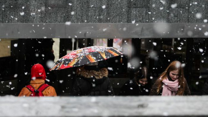 Дожди с мокрым снегом и штормовой ветер: прогноз погоды в Украине на завтра