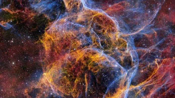 Как появились углерод и кислород: получен рекордный снимок останков взорвавшейся звезды (фото)