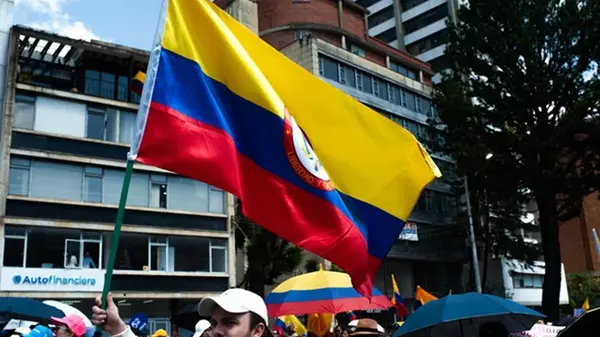 Колумбия высылает дипломатов Аргентины из-за слов Милея о президе...
