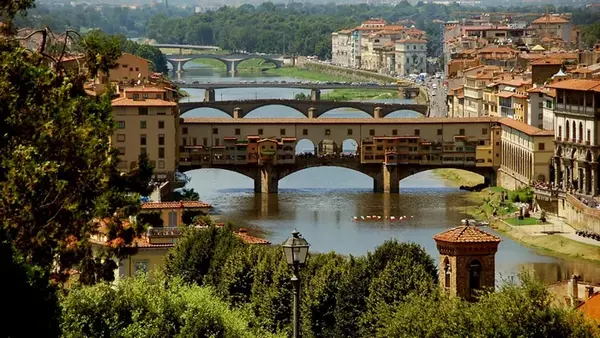 Во Флоренции на двухлетнюю реставрацию закроют исторический мост Понте Веккьо