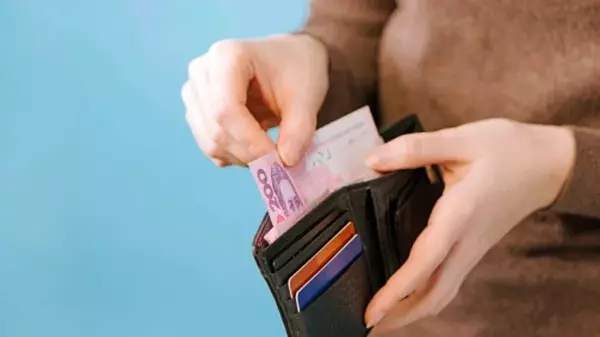 Как будут расти зарплаты украинцев: прогноз НБУ на три года