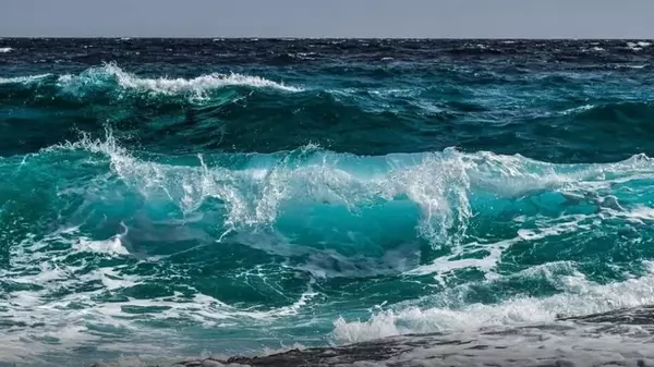 Океаны на Земле не всегда были солеными: откуда там взялось столько соли