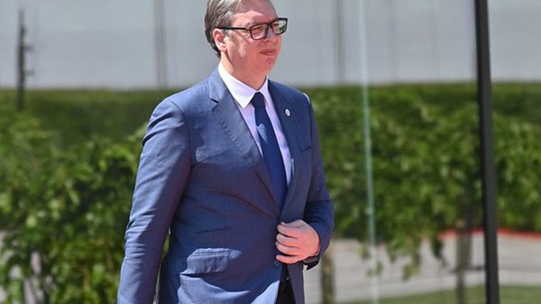 Президент Сербии провозгласил курс на ЕС