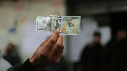 Рынок будет «штормить». Что ждать от курса доллара и евро на следующей неде...