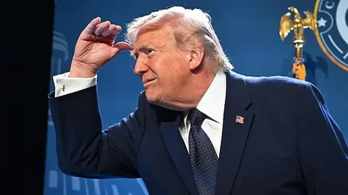 Трамп «требует» у шейхов триллионы долларов — СМИ