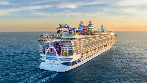 Представлен рекордный лайнер за 2 миллиарда долларов