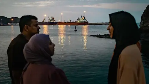 Через Ормузский пролив за два дня прошли только семь судов — СМИ