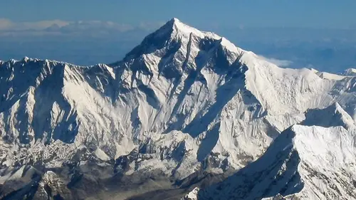 Гидов на Эвересте обвинили в отравлении туристов