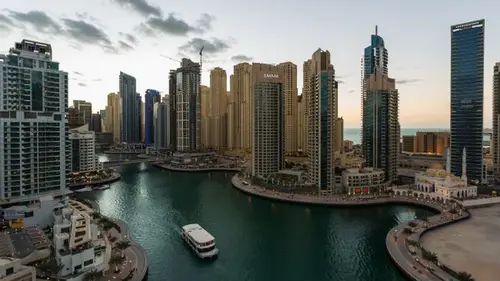 Дубай постепенно возвращается к нормальной жизни после войны с Ираном