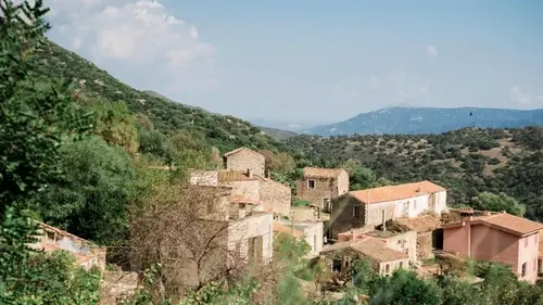 Место, где люди действительно живут дольше: что можно считать «голубой зоно...